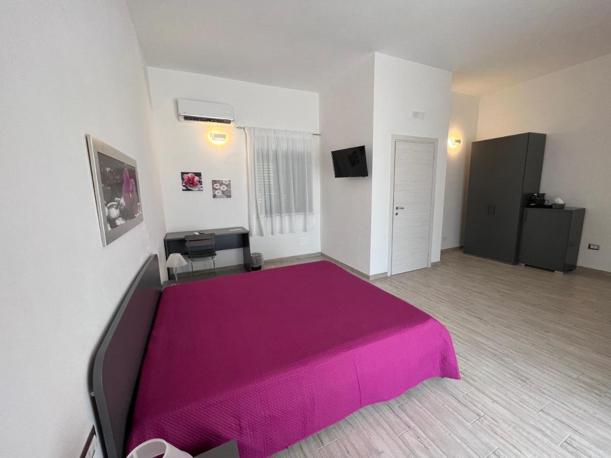 Residenza Giulia Hotel Scanzano Jonico Bagian luar foto